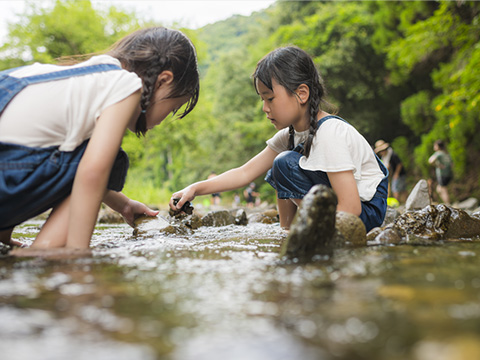 川遊び
